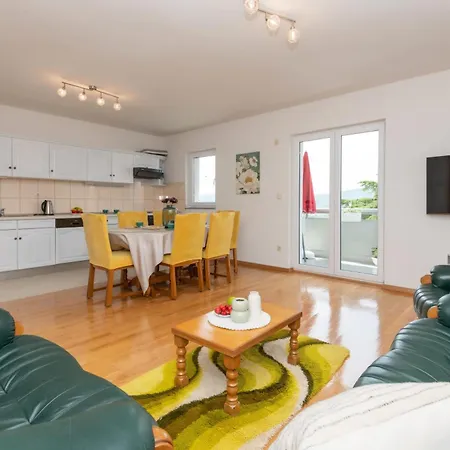 Maria * 이모츠키